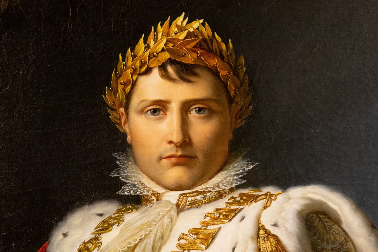 Napoleon Crowning